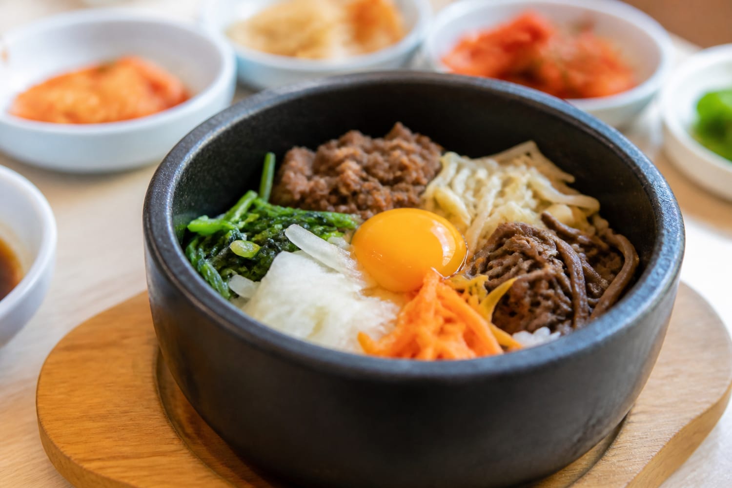 dolsot-bibimbap