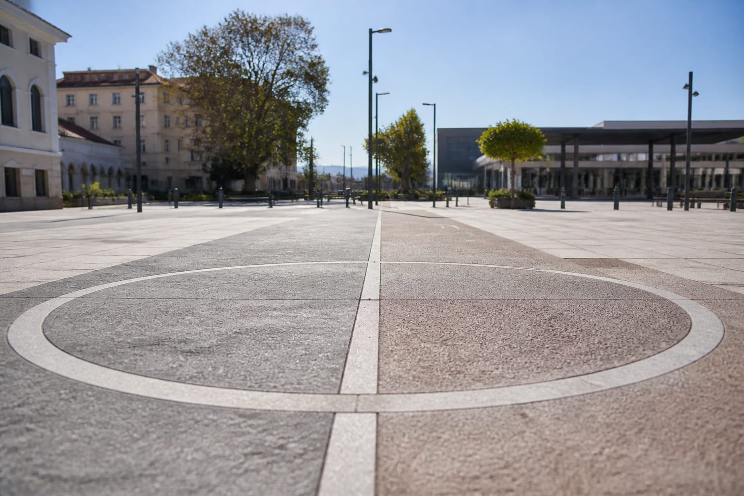europe-square-italy-and-slovenia