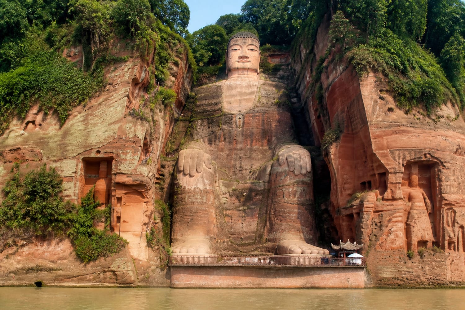 leshan-giant-buddha-china