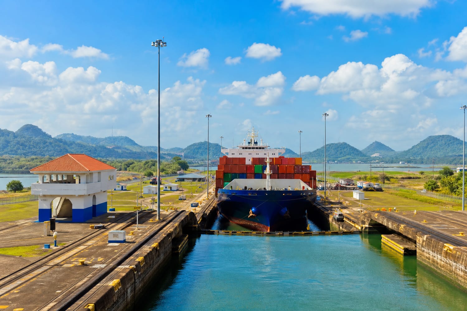 the-panama-canal-shortening-a-long-and-dangerous-journey