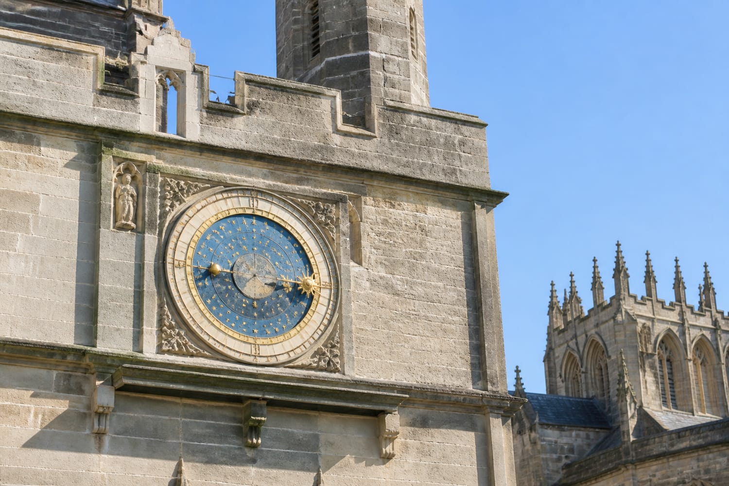 wells-cathedral-clock-england